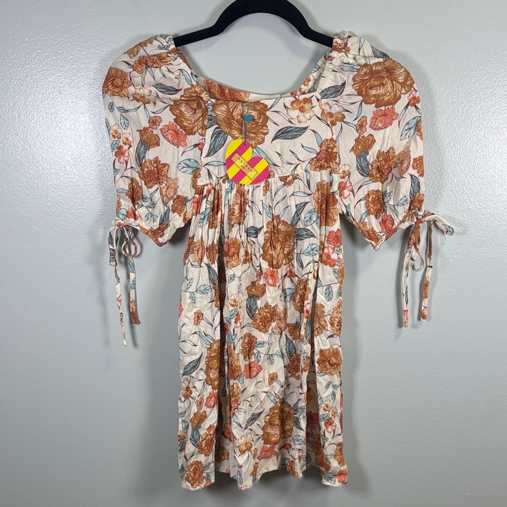 Hayden‎ Girls Floral Dress with Puff Sleeves NWT Small